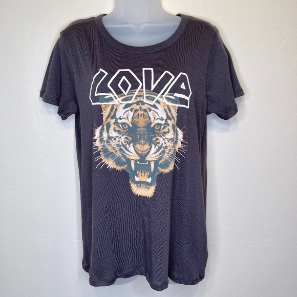 Chaser | NWT “LOVE” Tiger Graphic Valentines Crewneck Short Sleeve Soft Tee - Picture 2 of 6